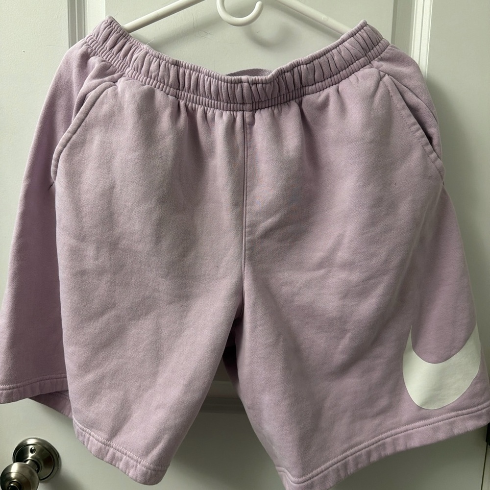 🔴SOLD!!!!🔴Nike Pastel Purple Sweat Shorts